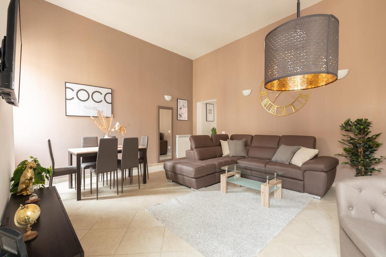 Residenza Piazza Di Spagna Rzym Zewnętrze zdjęcie